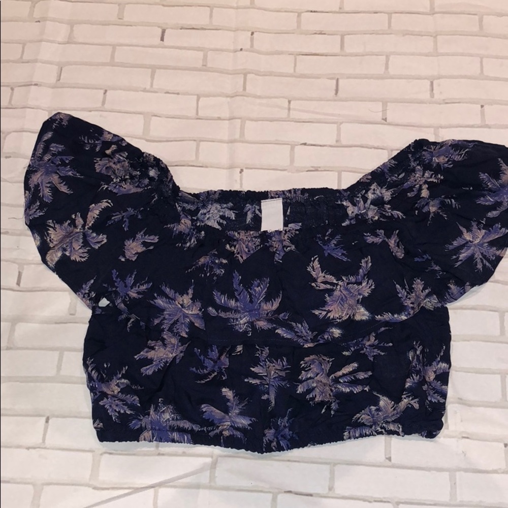 🆕Top Navy Swell Summer Nights Cropped - Picture 4 of 5